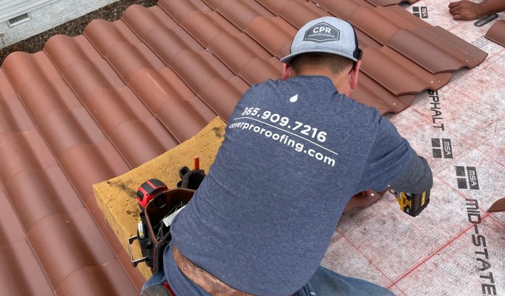 installing shingle roofing